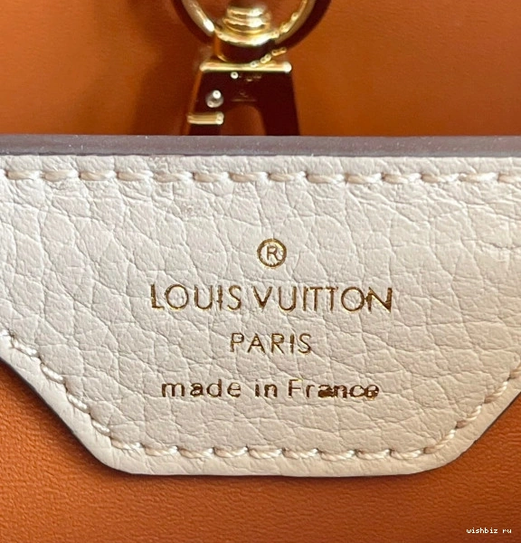 WIS CAPUCINES VUITTON LOUIS BB 0723